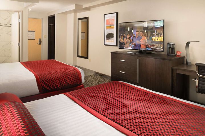 Room 60 of 143