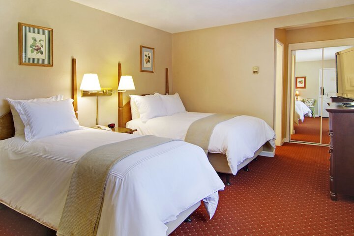 Room 48 of 71