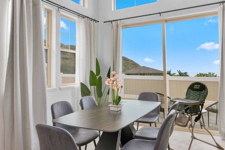 Leale'a by Avantstay Ocean + Mountain Views!
