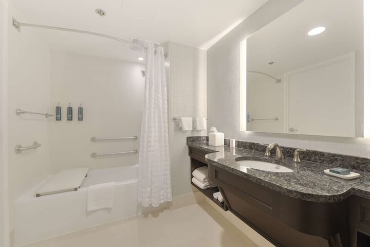 Room 45 of 125