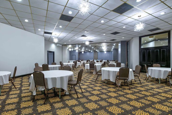 Ramada by Wyndham Diamondhead I-10 / Gulfport
