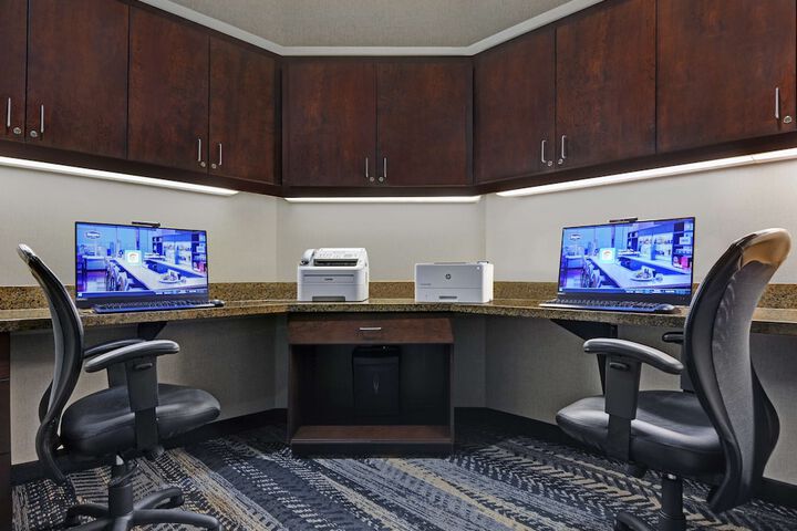Business Center 42 of 42