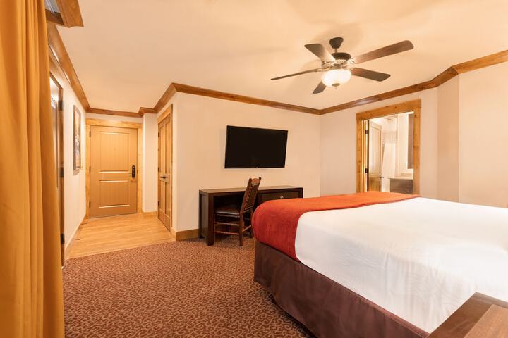 Westgate Smoky Mountain Resort & Water Park