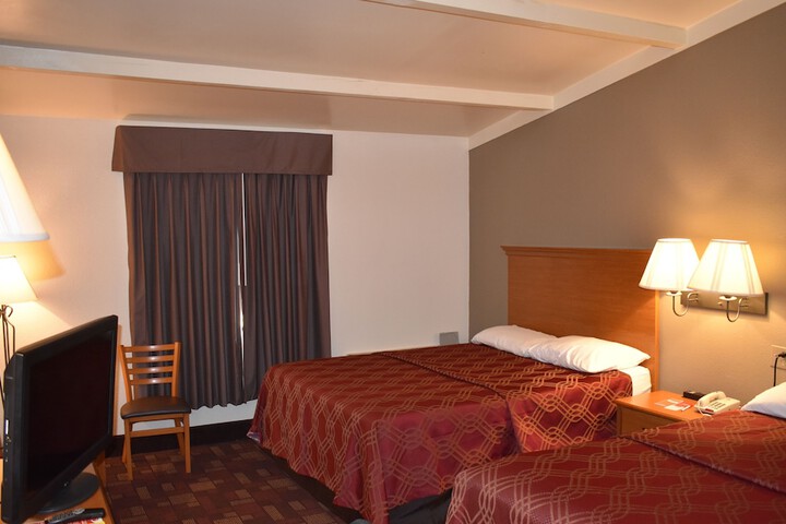 Room 30 of 35