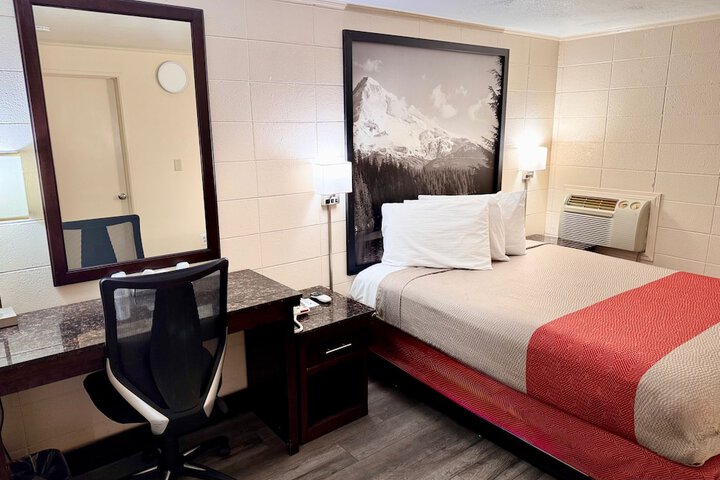 Room 22 of 26