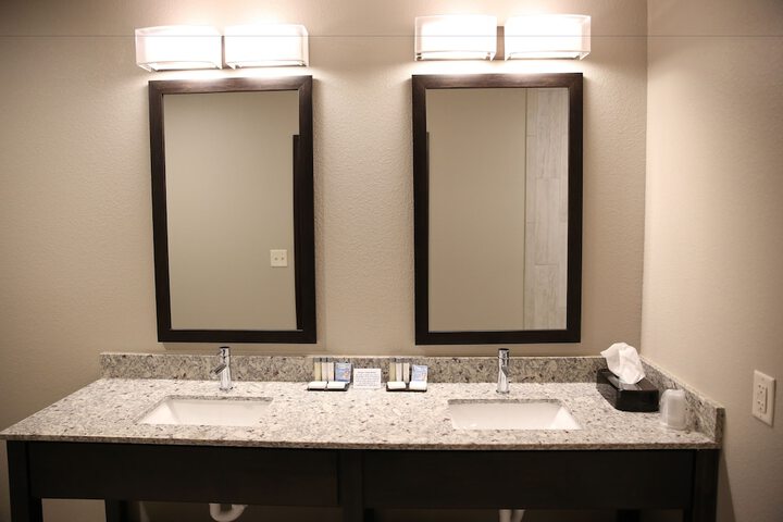 Berlin Encore Hotel & Suites