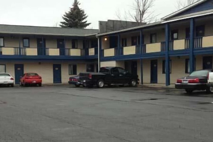 Hotel 5 of 21