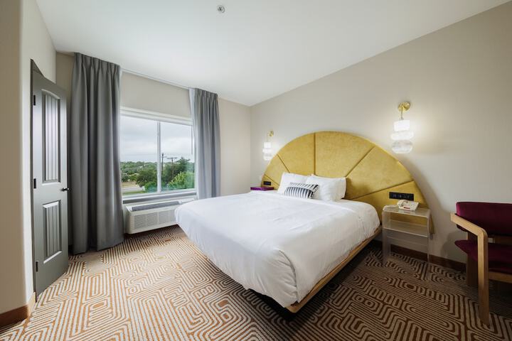 Room 20 of 43