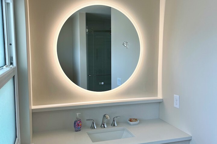 Room 15 of 28