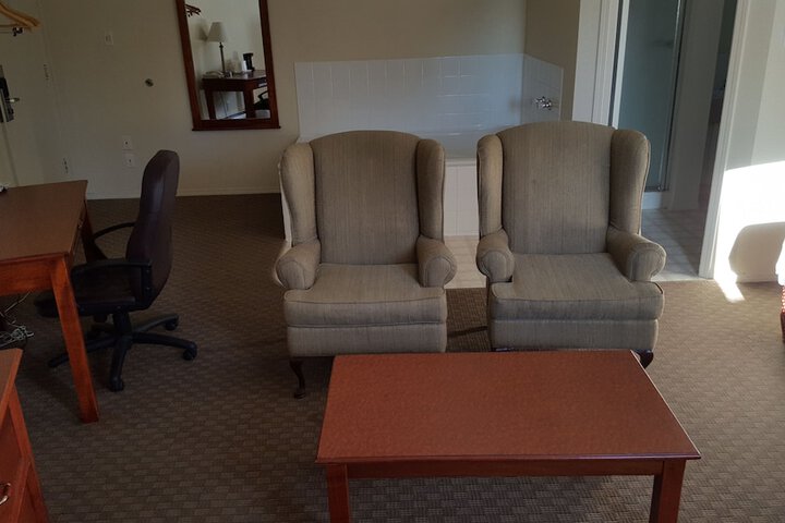Knights Inn Lethbridge