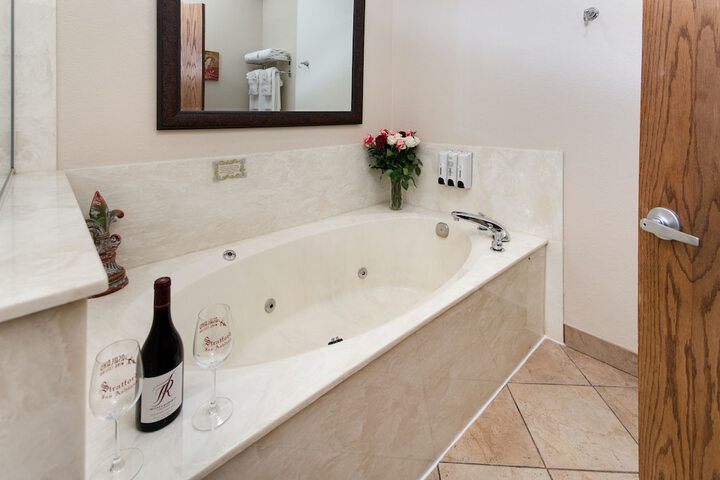 Hot Tub 60 of 71