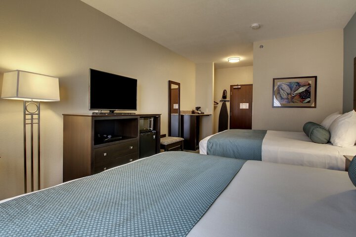 Room 33 of 59