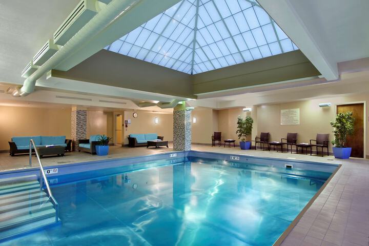 Hampton Inn & Suites Columbus-Downtown