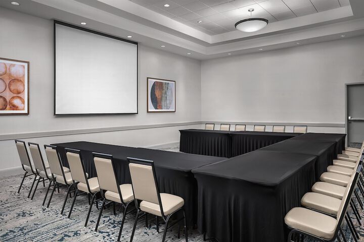 Hilton Garden Inn Denver Downtown