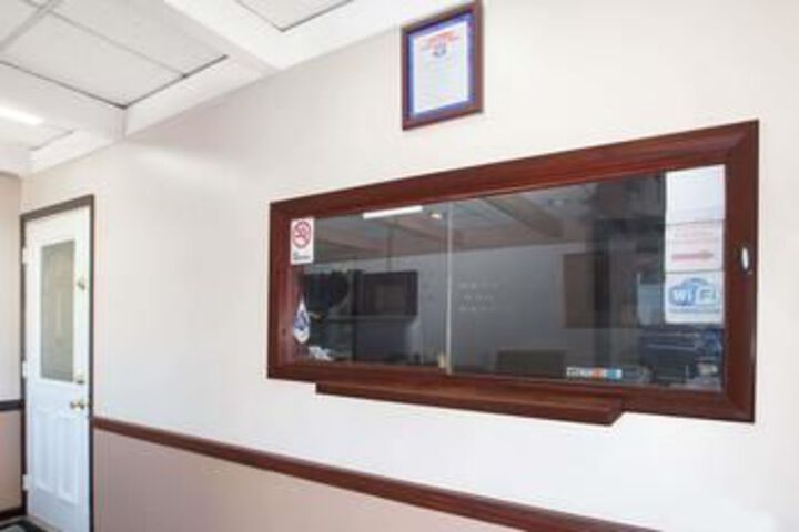 Knights Inn Grand Blanc