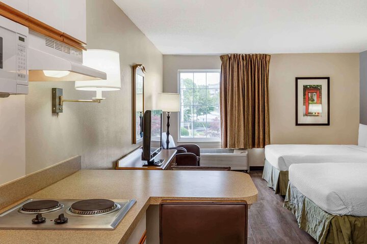 Room 15 of 31