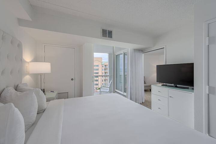 Room 35 of 111