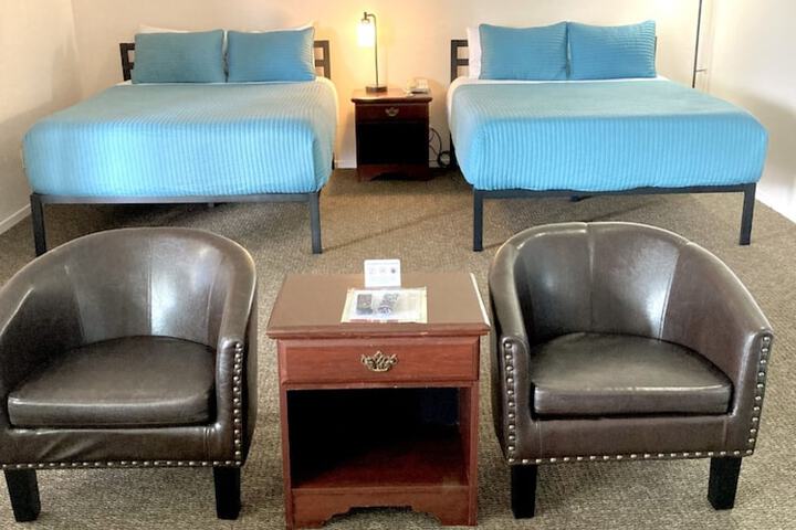 Room 13 of 125