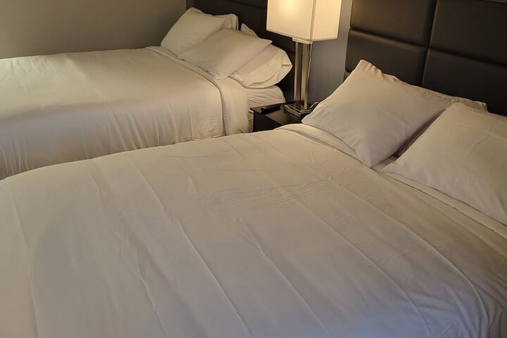 Room 8 of 15