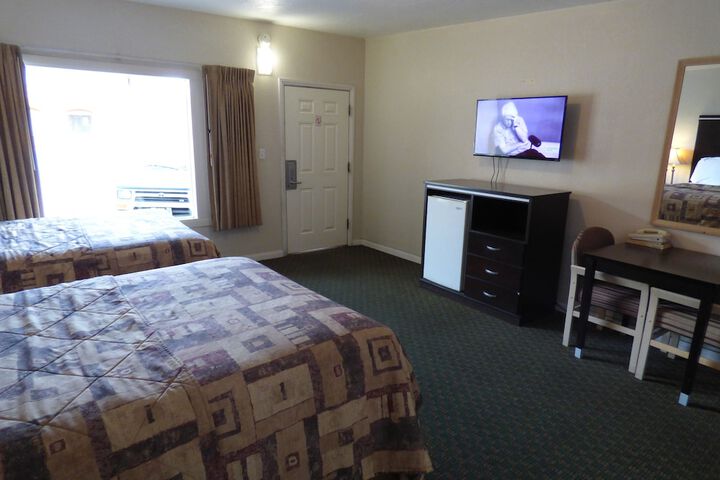 Room 14 of 16