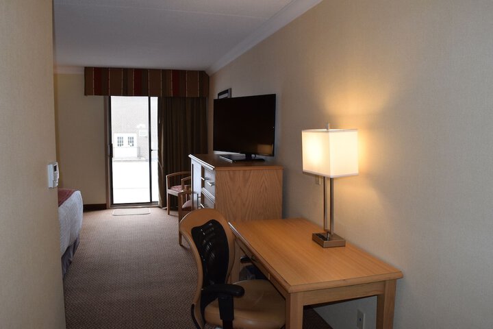 Room 84 of 153