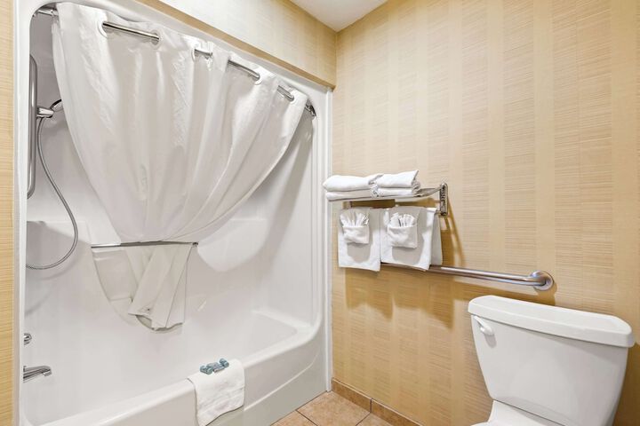 Room 16 of 57