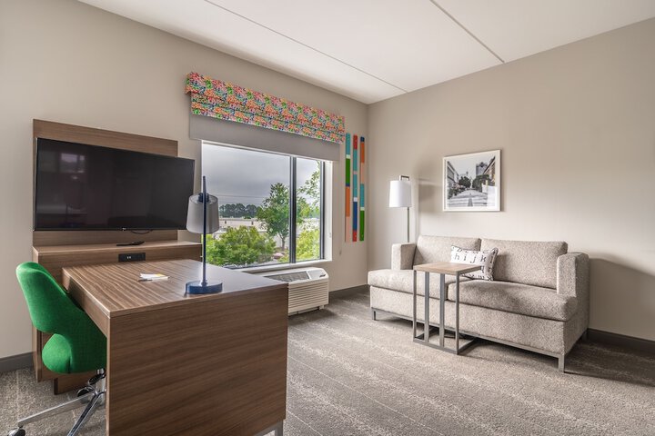 Room 16 of 49