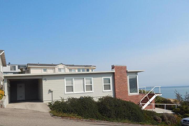 196 Front Street