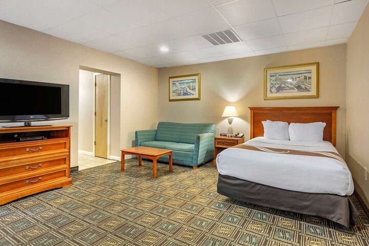 Room 87 of 110