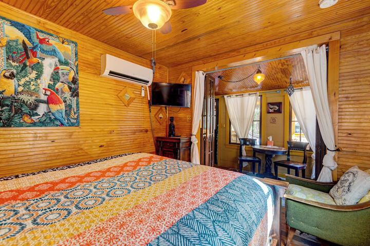 Beachside Boutique Inn – Folly Beach Rooms & Private Cottages