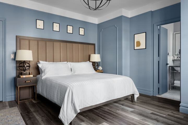 Room 20 of 39