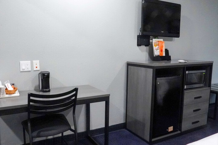 Room 25 of 26