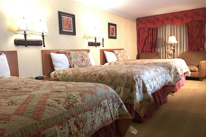 Room 33 of 46