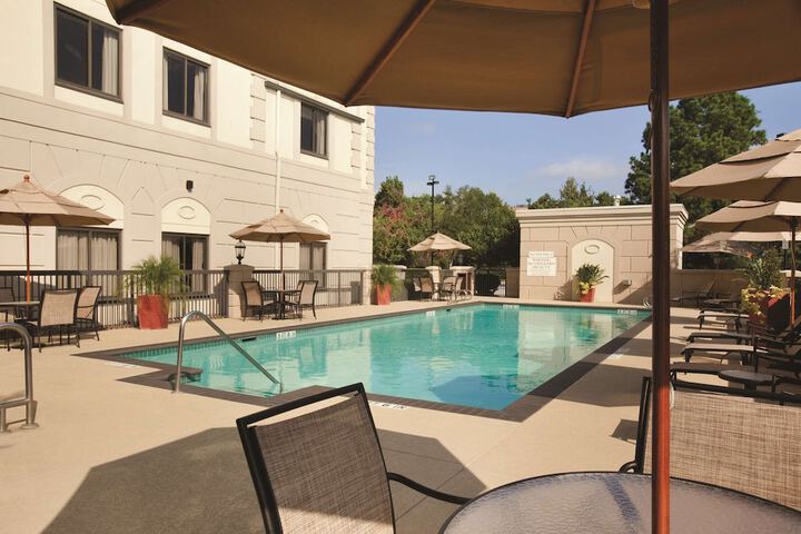 Pool 5 of 34