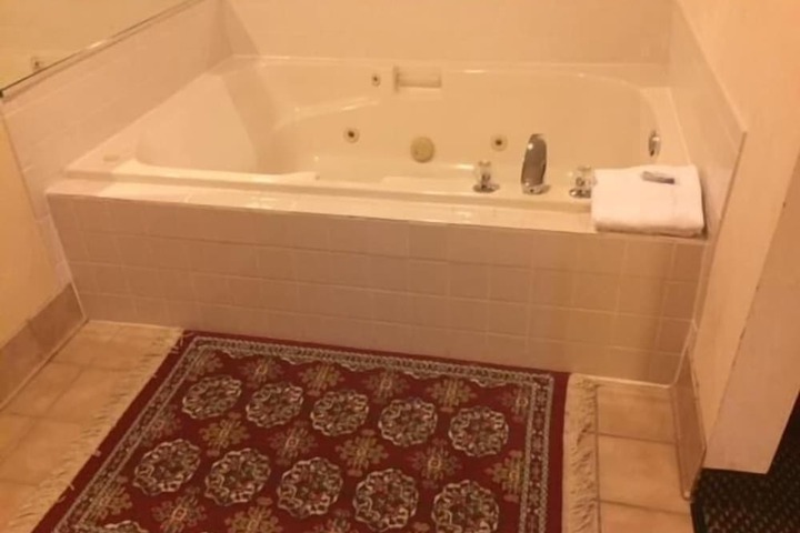 Room 7 of 22