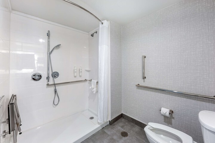 Room 15 of 29