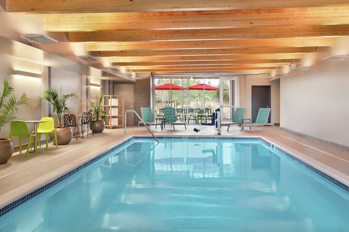 Pool 6 of 35
