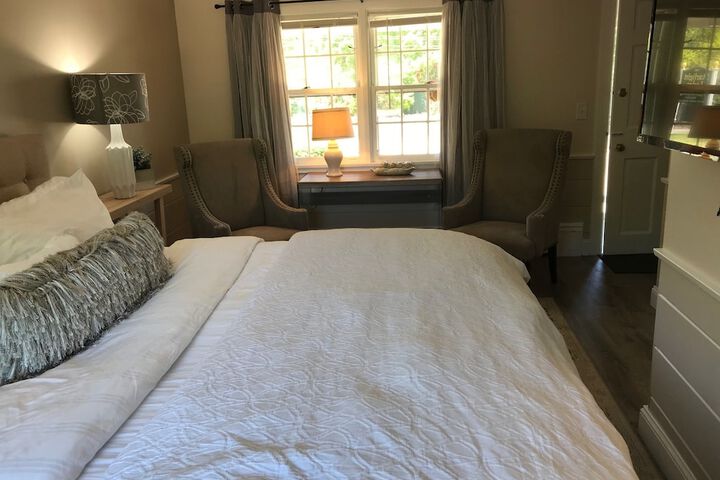 Room 38 of 106