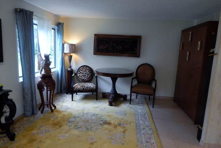 Room 30 of 49