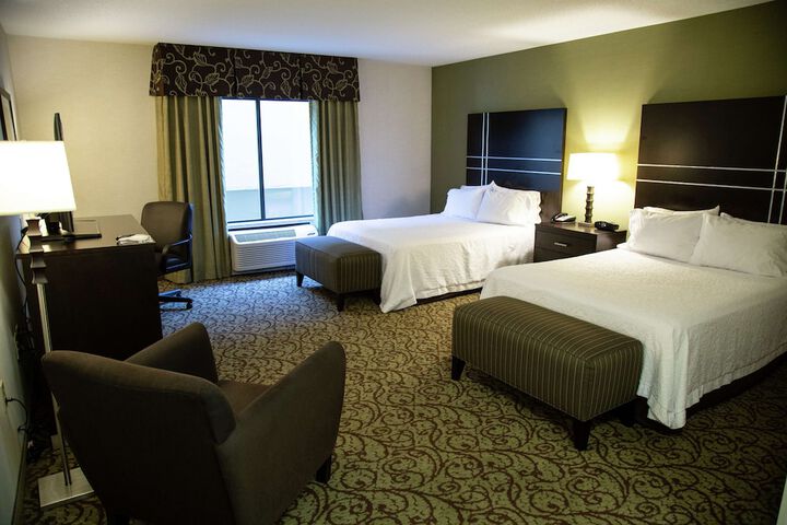 Room 13 of 89