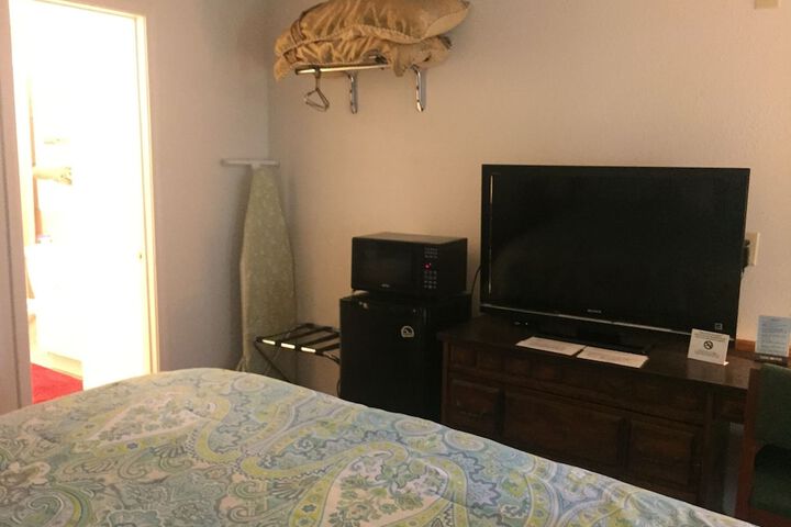 Room 43 of 63