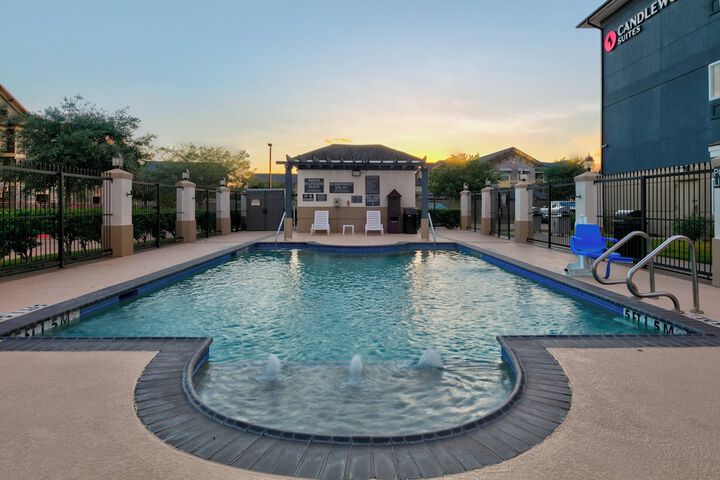 Candlewood Suites Lake Jackson Clute by IHG