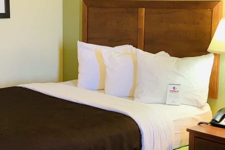 AmericInn by Wyndham Kewanee