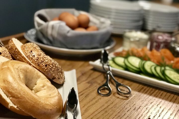 Breakfast/Coffee Service 98 of 114