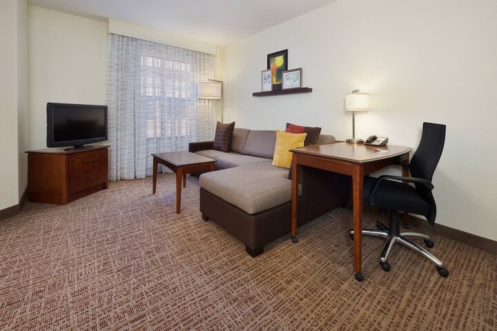 Room 19 of 25