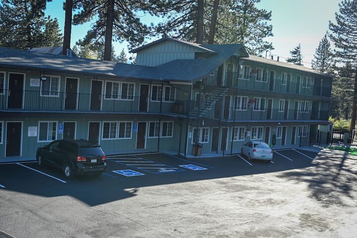 Hotel 9 of 71
