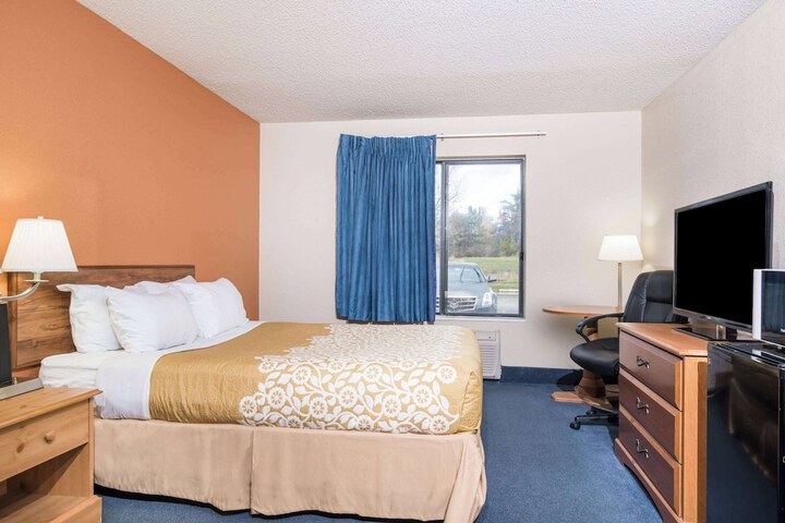Room 19 of 51