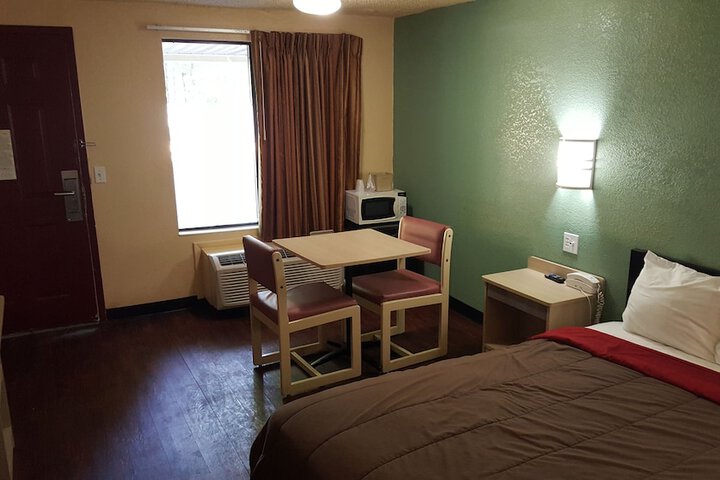 Room 14 of 31