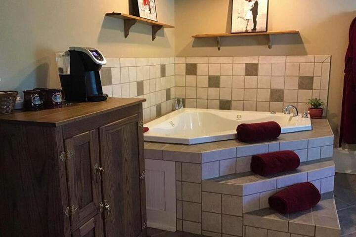 Plain & Fancy Bed & Breakfast