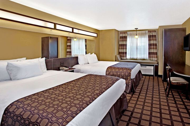 Room 8 of 16